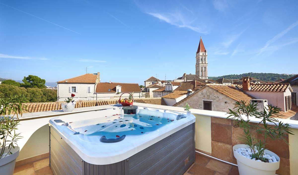 Mejores hoteles cerca de mi en Trogir, Croatia